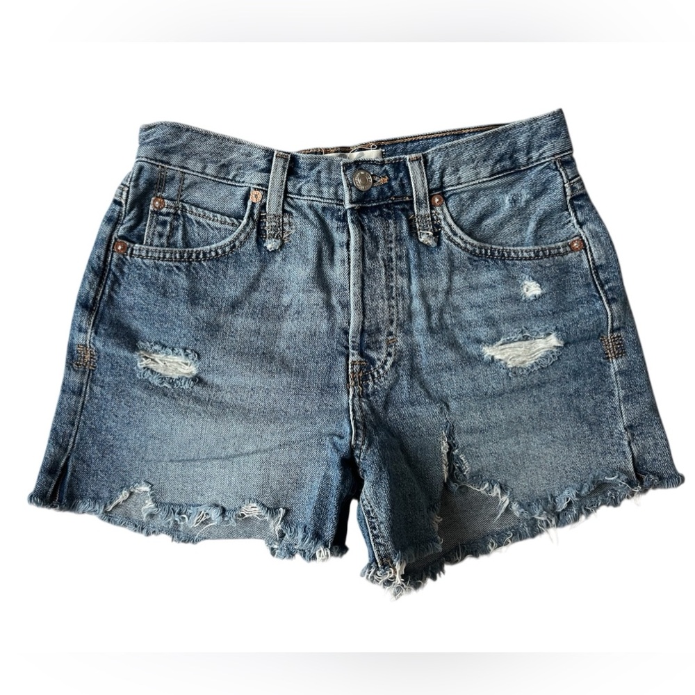 WE THE FREE DENIM HIGH WAIST SHORTS SIZE 26